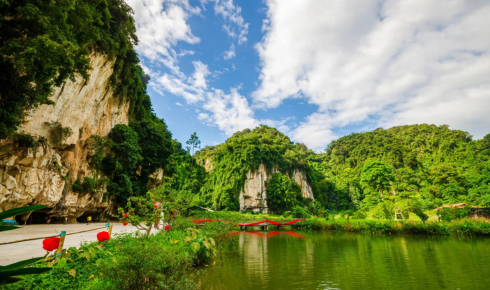 find Ipoh flights on Traveloka
